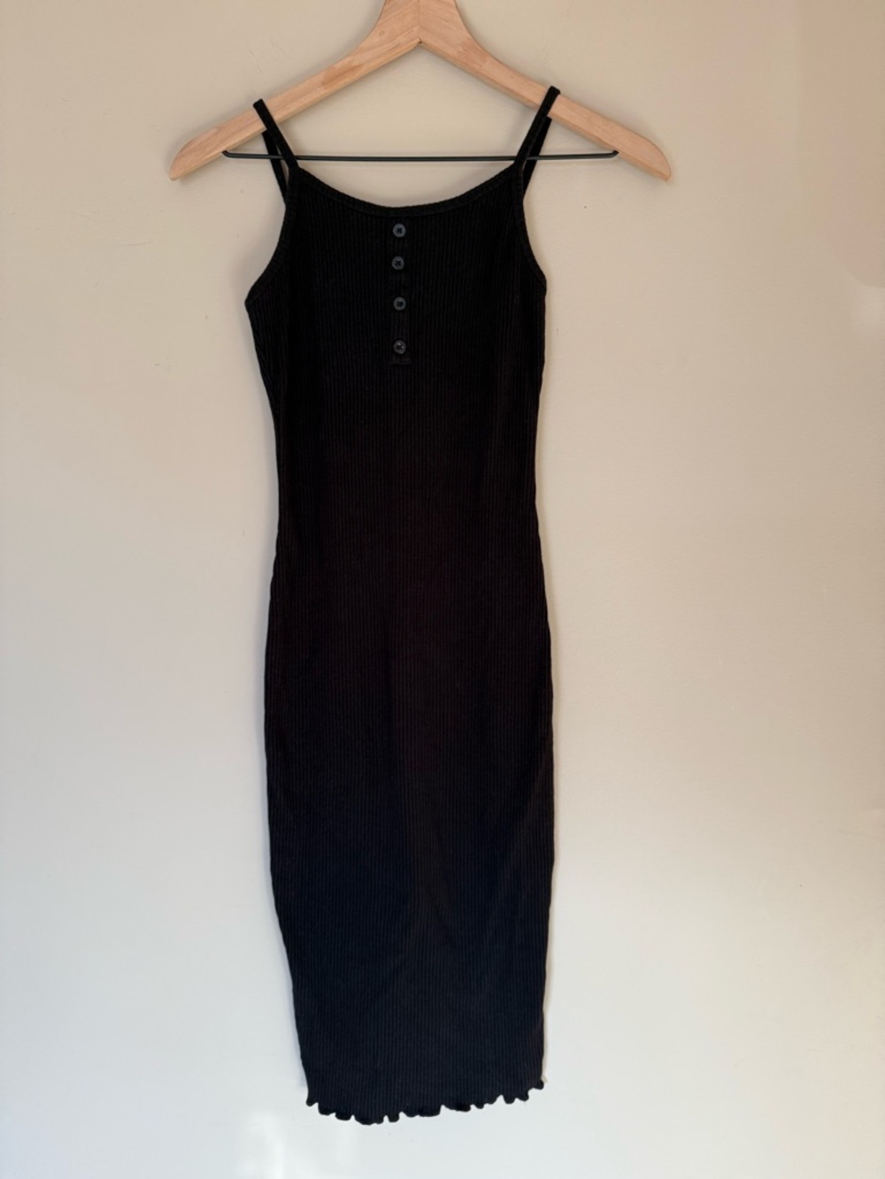 Heart & Hips Black Ribbed Button Detail Ribbed Body Con Midi Dress